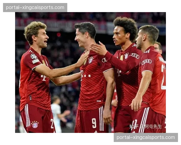 拜仁青训前锋冯陶贝参加一线队合练 16岁新星展现未来潜力